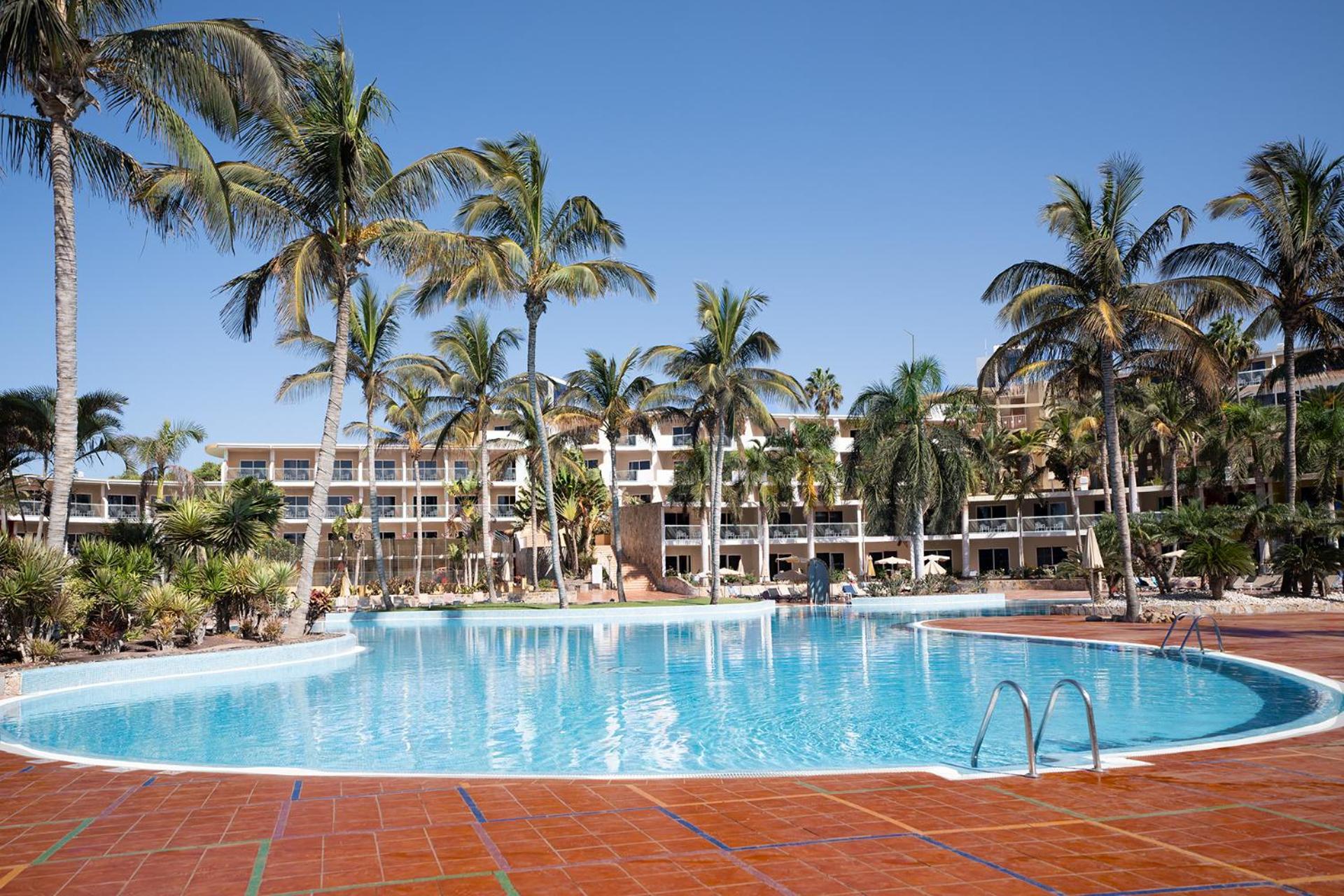Club Hotel Drago Park 科斯塔卡玛 外观 照片
